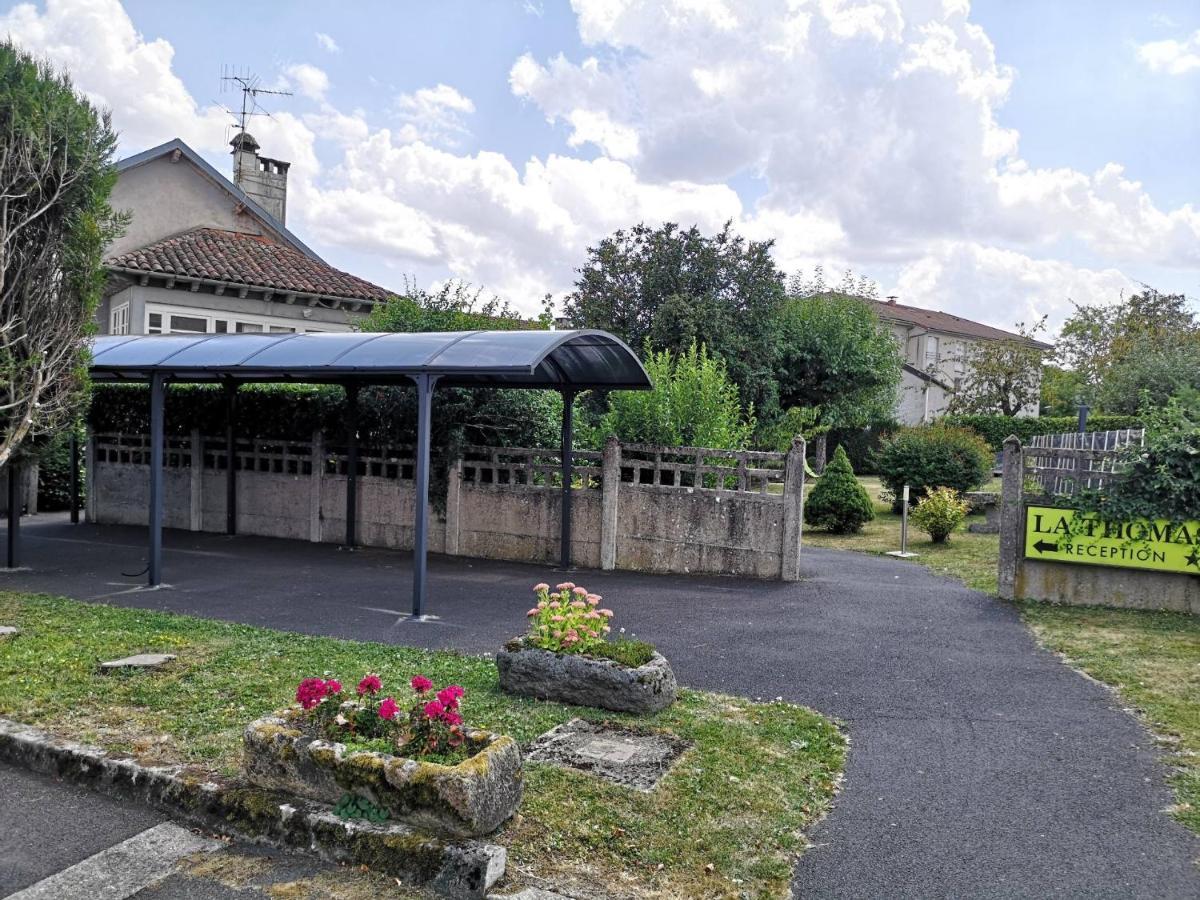 ホテル Logis La Thomasse オーリヤック エクステリア 写真